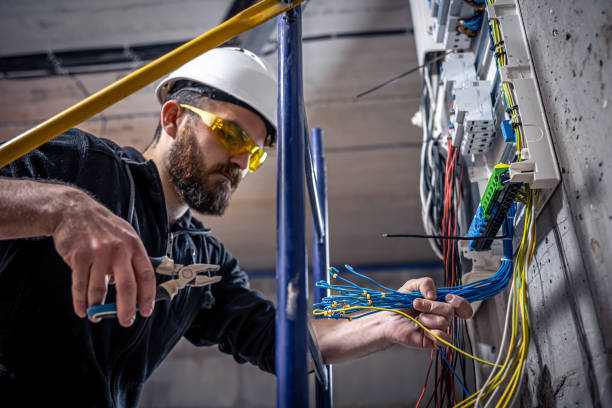 Best Electrical Contractors for Businesses  in Avon Park, FL